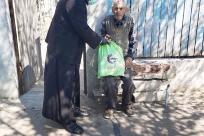 Ajutoare pentru semeni oferite în cadrul Protopopiatului Făurei – fotografia 14
