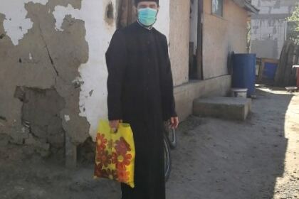 În Câmpia Bărăganului ajutoarea celor în nevoi se desfăşoară zilnic – fotografia 2