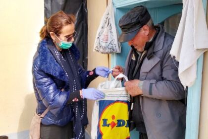 Ajutoare pentru semeni oferite în cadrul Protopopiatului Nicorești – fotografia 23
