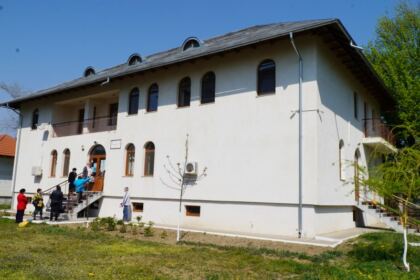 Activități social-filantopice la Centrul multifuncțional de servicii sociale „Speranțe pentru vârsta a III-a“ al Parohiei „Pogorârea Sfântului Duh“ – Galați – fotografia 1