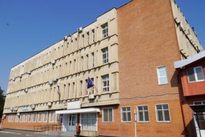 Spitalul CFR Galaţi a primit ajutoare din partea Arhiepiscopiei Dunării de Jos – fotografia 10