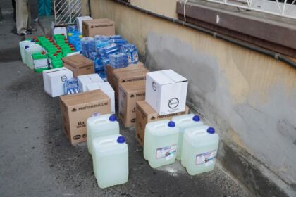 Spitalul CFR Galaţi a primit ajutoare din partea Arhiepiscopiei Dunării de Jos – fotografia 18