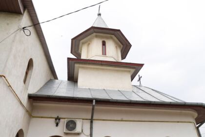 Centrul social „Sfânta Filofteia“ din Brăila oferă zilnic ajutoare nevoiaşilor – fotografia 1