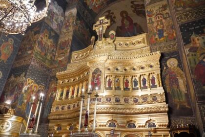 În Arhiepiscopia Dunării de Jos a fost sfinţită pasca pentru a fi dăruită credincioşilor – fotografia 13