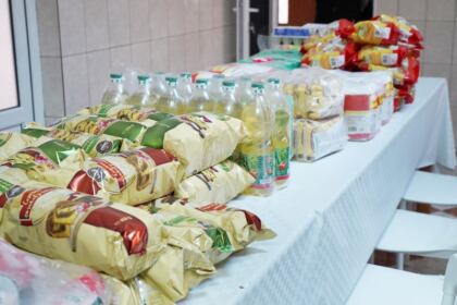 Bucurie pascală şi filantropie în Arhiepiscopia Dunării de Jos – fotografia 13