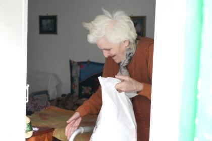 Bucurie pascală şi filantropie în Arhiepiscopia Dunării de Jos – fotografia 16