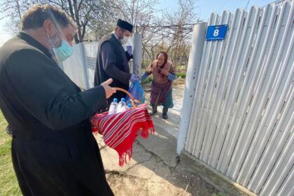 Protoieria Nicorești ajuta semenii defavorizați din Parohia Gârbovăț – fotografia 2