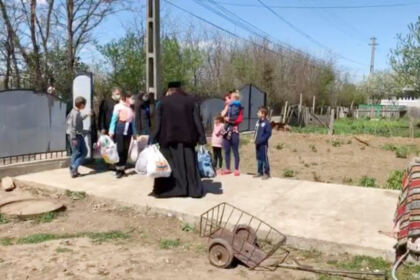 Protoieria Nicorești ajuta semenii defavorizați din Parohia Gârbovăț – fotografia 7