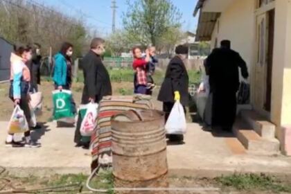 Protoieria Nicorești ajuta semenii defavorizați din Parohia Gârbovăț – fotografia 8