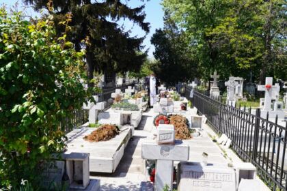 Prima zi de pomenire a celor adormiţi din perioada pascală – fotografia 22