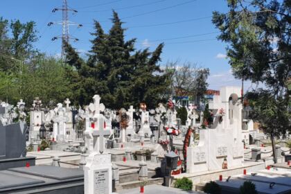 Prima zi de pomenire a celor adormiţi din perioada pascală – fotografia 40