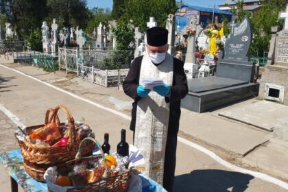 Prima zi de pomenire a celor adormiţi din perioada pascală – fotografia 52
