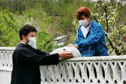 Ajutoare în perioada pascală – fotografia 47