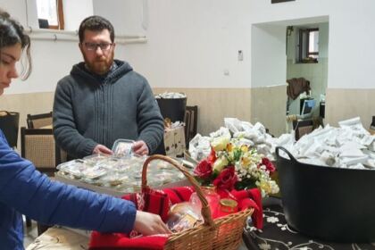 Ajutoare în perioada pascală – fotografia 48
