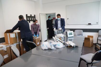 Aparatură medicală oferită de preoţi Spitalului Judeţean de Urgenţă din Brăila – fotografia 10