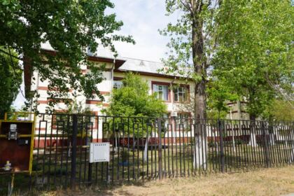 Daruri oferite bătrânilor şi orfanilor din două centre sociale din Galaţi – fotografia 11