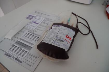O nouă acţiune de donare de sânge a preoţilor şi credincioşilor din Protopopiatul Tecuci – fotografia 14