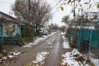 1.000 de persoanele nevoiaşe primesc daruri din partea parohiilor din Protopopiatul Brăila – fotografia 12