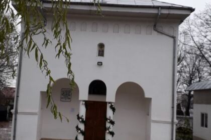 Hramul capelei „Sfântul Ierarh Spiridon“ din cadrul Spitalui de Pneumoftiziologie Galați – fotografia 1