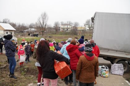 Ediţia a 7-a a activităţii social-filantropice „Bucuria de a dărui“ în Eparhia Dunării de Jos – fotografia 31