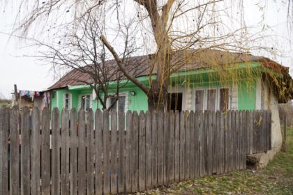 Ediţia a 7-a a activităţii social-filantropice „Bucuria de a dărui“ în Eparhia Dunării de Jos – fotografia 35
