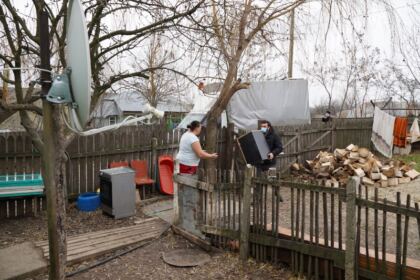 Ediţia a 7-a a activităţii social-filantropice „Bucuria de a dărui“ în Eparhia Dunării de Jos – fotografia 36