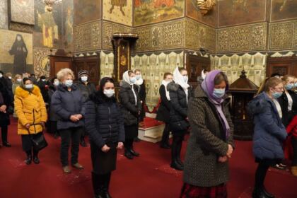 Colindători la Catedrala Arhiepiscopală din Galaţi – fotografia 7