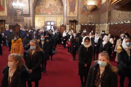 Colindători la Catedrala Arhiepiscopală din Galaţi – fotografia 11