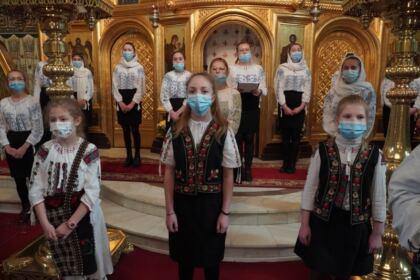 Colindători la Catedrala Arhiepiscopală din Galaţi – fotografia 29