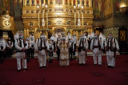 Colindători la Catedrala Arhiepiscopală din Galaţi – fotografia 40