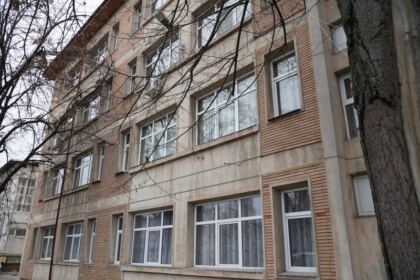Copiii de la Şcoala Specială „Constantin Pufan“ din Galaţi au primit daruri din partea Arhiepiscopiei Dunării de Jos – fotografia 3