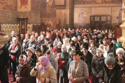 Activităţi social-filantropice la Duminica Înfricoşătoarei Judecăţi în Arhiepiscopia Dunării de Jos – fotografia 2
