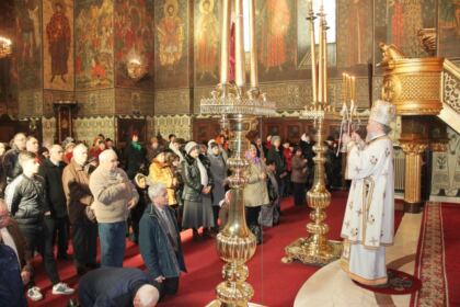 Activităţi social-filantropice la Duminica Înfricoşătoarei Judecăţi în Arhiepiscopia Dunării de Jos – fotografia 5