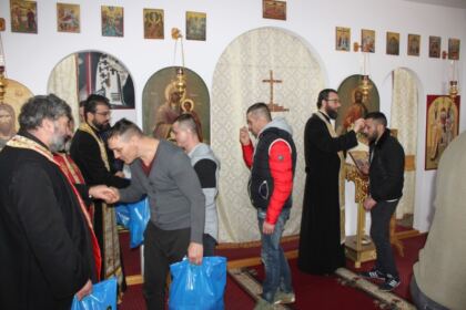 Activităţi social-filantropice la Duminica Înfricoşătoarei Judecăţi în Arhiepiscopia Dunării de Jos – fotografia 8