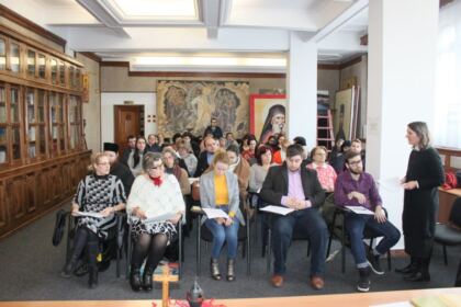Simpozion studenţesc dedicat Sfinţilor Trei Ierarhi la Galaţi – fotografia 4