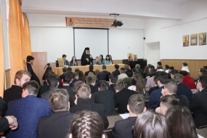 Simpozion interliceal la Seminarul Teologic Ortodox „Sfântul Apostol Andrei“ din Galaţi – fotografia 4
