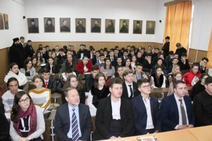 Simpozion interliceal la Seminarul Teologic Ortodox „Sfântul Apostol Andrei“ din Galaţi – fotografia 7