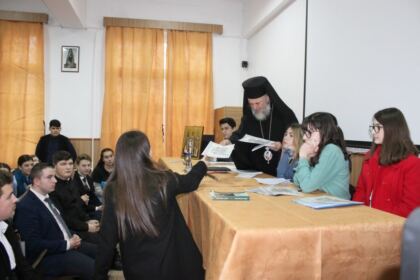 Simpozion interliceal la Seminarul Teologic Ortodox „Sfântul Apostol Andrei“ din Galaţi – fotografia 10