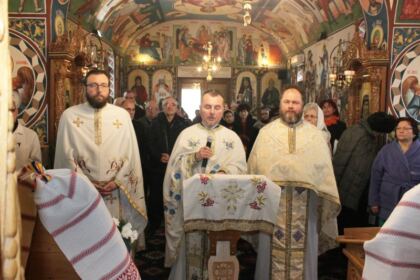 Hramul Capelei „Sfinţii Doctori fără de arginţi Chir şi Ioan“ de la Spitalul de Copii din Galaţi – fotografia 15