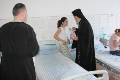 Hramul Capelei „Sfinţii Doctori fără de arginţi Chir şi Ioan“ de la Spitalul de Copii din Galaţi – fotografia 26