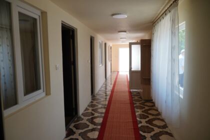 Casă pentru o familie cu 7 copii din judeţul Brăila – fotografia 3