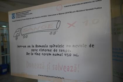 Preoţi şi credincioşi voluntari din Protopopiatul Tecuci au donat sânge la Galaţi – fotografia 3
