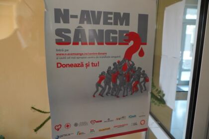 Preoţi şi credincioşi voluntari din Protopopiatul Tecuci au donat sânge la Galaţi – fotografia 4