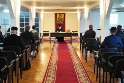 Elevii Seminarului Teologic „Sf. Andrei“ din Galaţi au început pregătirile pentru examenele naţionale – fotografia 6