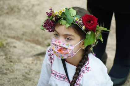 Sărbătoarea Preasfintei Treimi în pădurea Buciumenilor – fotografia 25