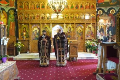 Pomenirea Sfântului Efrem cel Nou şi daruri pentru familii cu mulţi copii – fotografia 22