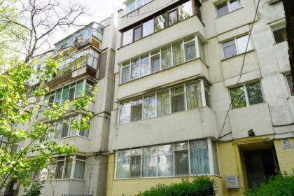 Pomenirea Sfântului Efrem cel Nou şi daruri pentru familii cu mulţi copii – fotografia 29