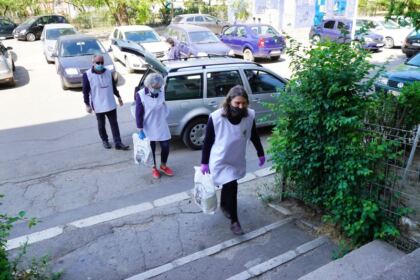Activitate filantropică la Galaţi în Duminica slăbănogului de la Vitezda – fotografia 25