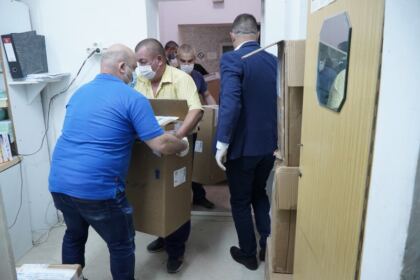 Dar medical din partea Muzeului eparhial pentru Spitalul Clinic Judeţean de Urgenţă „Sf. Ap. Andrei“ din Galaţi – fotografia 18