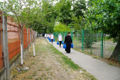 Activități social-filantopice la Centrul multifuncțional de servicii sociale „Speranțe pentru vârsta a III-a“ al Parohiei „Pogorârea Sfântului Duh“ – Galați – fotografia 6